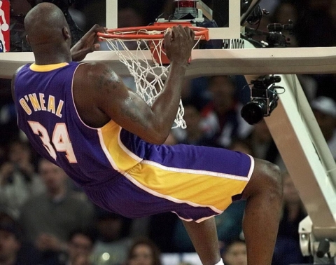30-09_Shaquille-O’Neal-Lakers